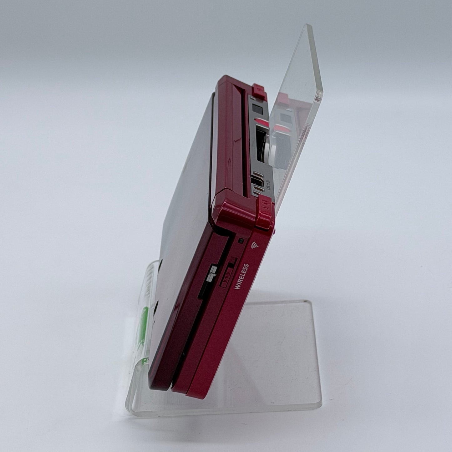 Nintendo 3DS Handheld Game Console CTR-001 Metallic Red